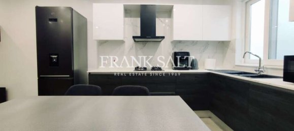 3 bedrooms Penthouse in Zurrieq, Malta No. 6398 3