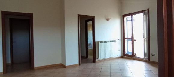 Пентхаус с 7 спальнями в Узини, Италия № 340725 16