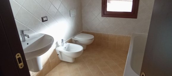 Пентхаус с 7 спальнями в Узини, Италия № 340725 10