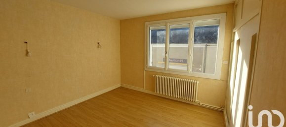 6 bedrooms House in Saint-Maur, France No. 222384 17