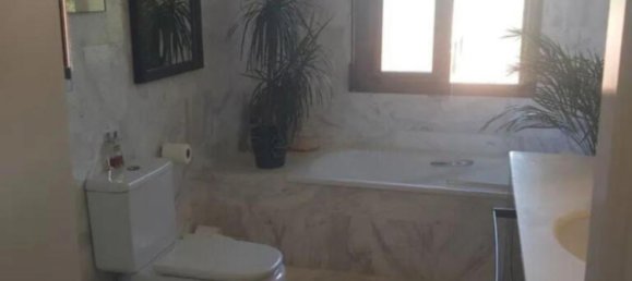 Apartamento de 3 dormitorios en Marbella, Spain No. 246132 18