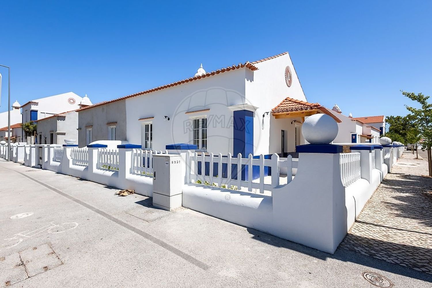 2 bedrooms House in Entroncamento, Portugal No. 293380