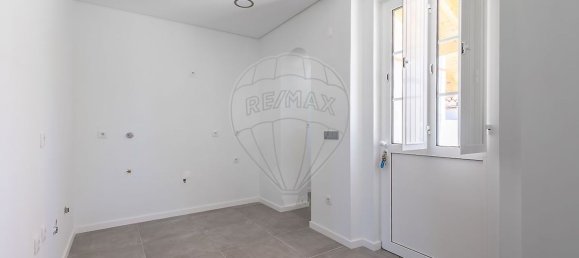 2 Schlafzimmer Haus in Entroncamento, Portugal, Nr. 293380 8