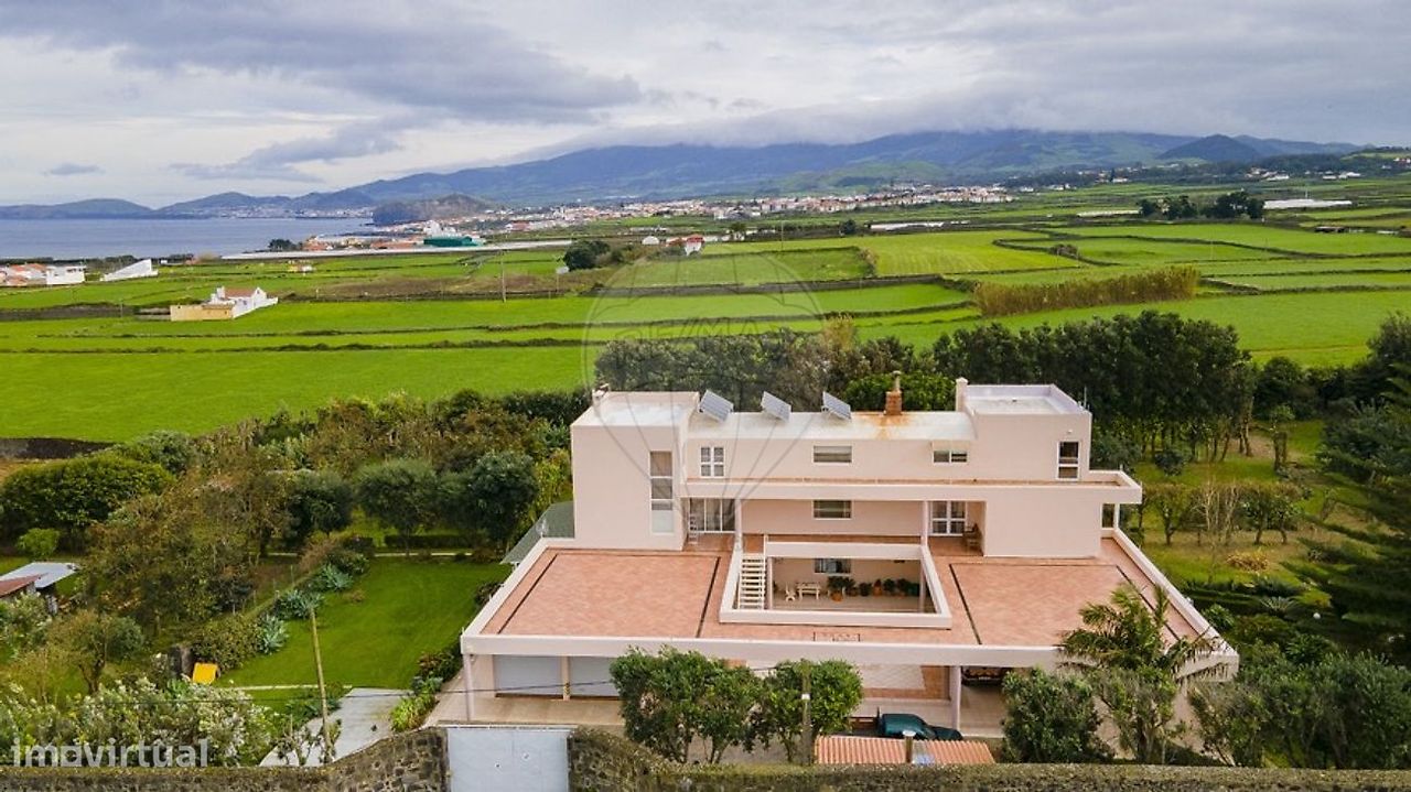 7 bedrooms House in Ribeira Grande, Portugal No. 167242