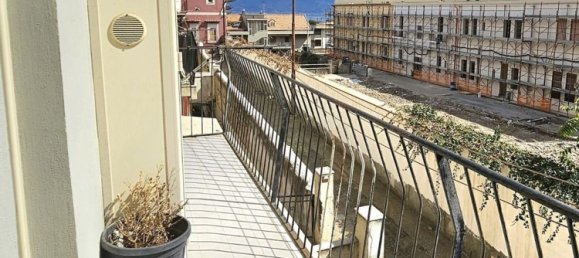 Apartamento de 4 divisões em Messina, Italy N.º 222480 8
