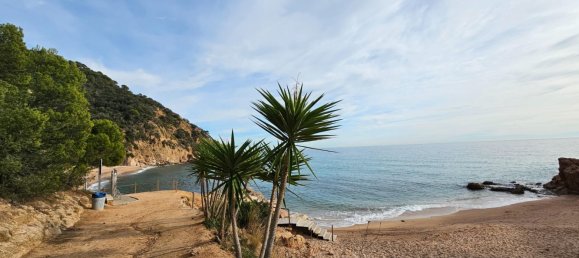 Terreno em Girona, Spain 7000 m² N.º 186787 2