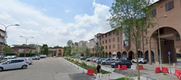 81m² Commercial property in Castelnuovo Rangone, Italy No. 264717 4