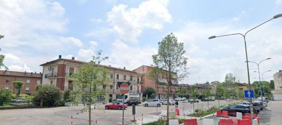 81m² Commercial property in Castelnuovo Rangone, Italy No. 264717 6