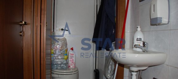 38m² Commercial property in Cinisello Balsamo, Italy No. 15391 10