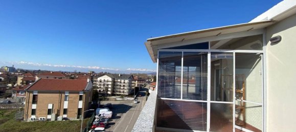 2 rooms Penthouse in Cambiano, Italy No. 35611 10