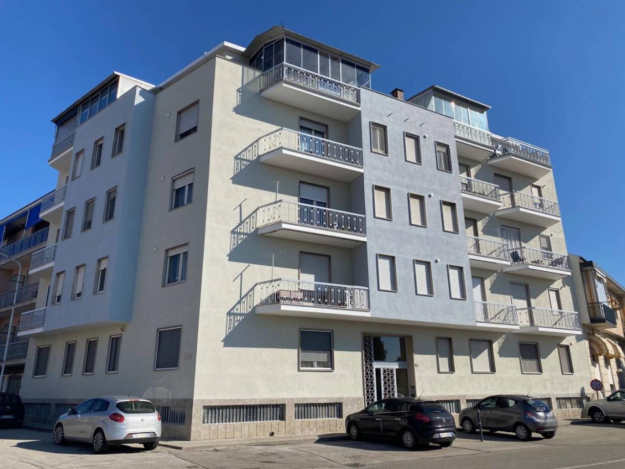 2 rooms Penthouse in Cambiano, Italy No. 35611