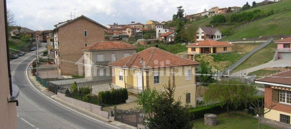 4 bedrooms Villa in Portacomaro, Italy No. 79512 8