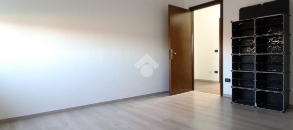 3 Schlafzimmer Wohnung in Pegognaga, Italy, Nr. 359692 8
