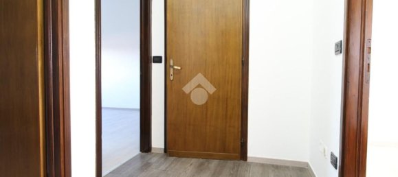 3 Schlafzimmer Wohnung in Pegognaga, Italy, Nr. 359692 7