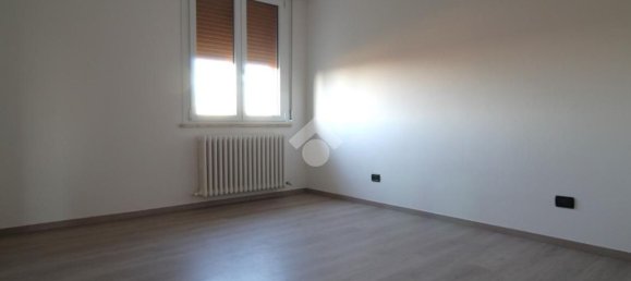 3 Schlafzimmer Wohnung in Pegognaga, Italy, Nr. 359692 3