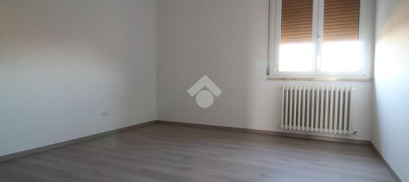 3 Schlafzimmer Wohnung in Pegognaga, Italy, Nr. 359692 4