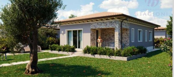 3 bedrooms Villa in Pietrasanta, Italy No. 192229 2