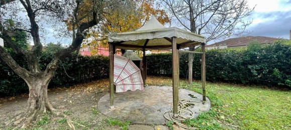 5 rooms House in Castelnuovo Magra, Italy No. 180523 4