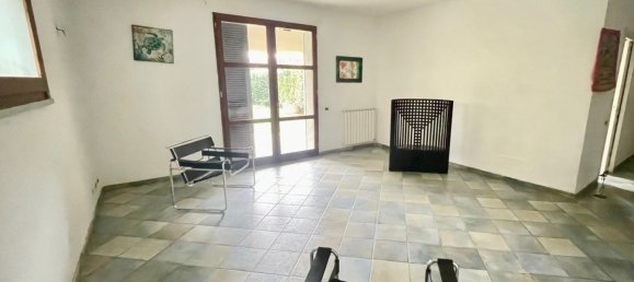 5 rooms House in Castelnuovo Magra, Italy No. 180523 12