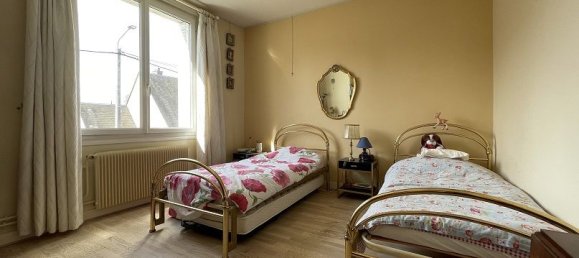 4 Schlafzimmer Stadthaus in Dreux, France, Nr. 72247 3