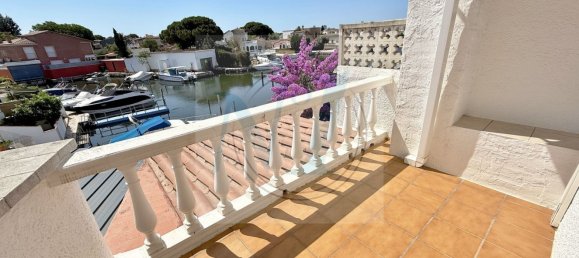 3 bedrooms House in Empuriabrava, Spain No. 158114 6