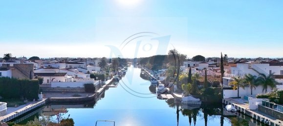 3 bedrooms House in Empuriabrava, Spain No. 158114 24