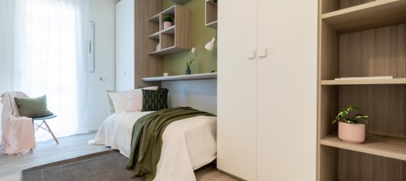 2 bedrooms Apartment in Milan, Italy No. 244187 17