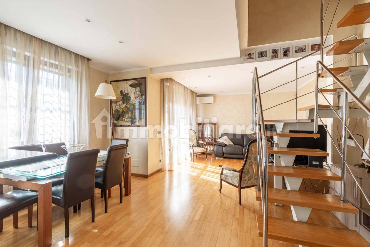 3 bedrooms Apartment in Rome, Italy No. 389878