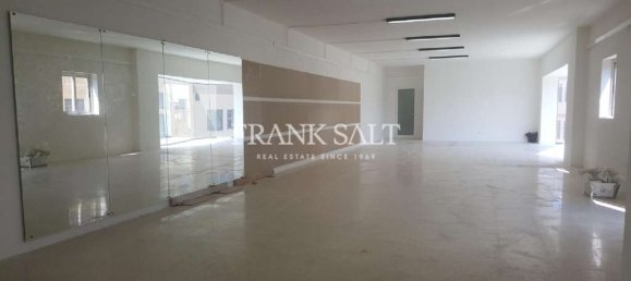  مكتب في Balzan, Malta 600متر مربع رقم 13570 2