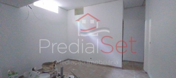 Casa de 3 dormitorios en Cascais, Portugal No. 28000 38