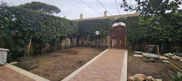 5 rooms Villa in Anzio, Italy No. 209019 13