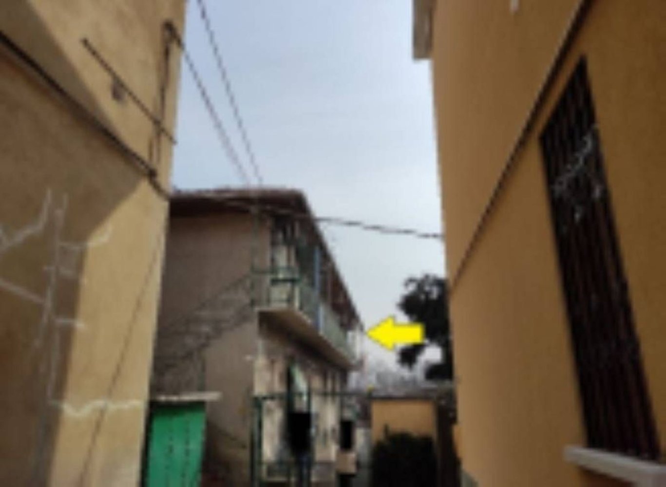 2-salle Appartement à Sesto San Giovanni, Italy No. 13913