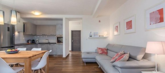 Casa de 3 dormitorios en Novigrad, Croatia No. 175 5