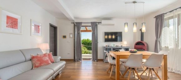 Casa de 3 dormitorios en Novigrad, Croatia No. 175 6