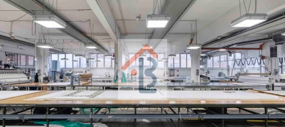 Entrepôt à San Giorgio di Piano, Italy 1202m² No. 128972 5