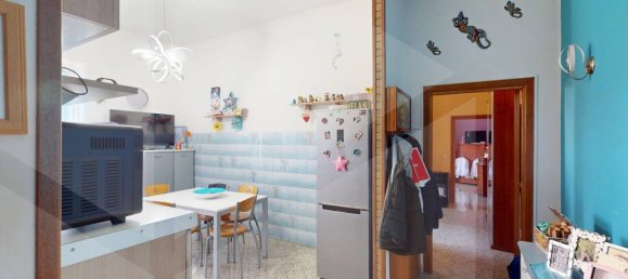 2 rooms Apartment in Pomigliano d'Arco, Italy No. 18244 4