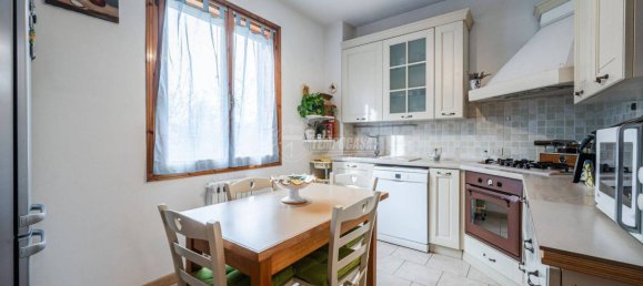 3 bedrooms House in Castelnuovo Rangone, Italy No. 143772 9