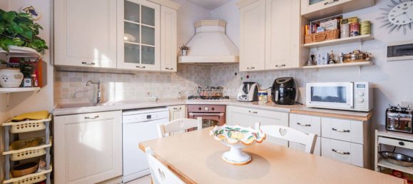 3 bedrooms House in Castelnuovo Rangone, Italy No. 143772 10