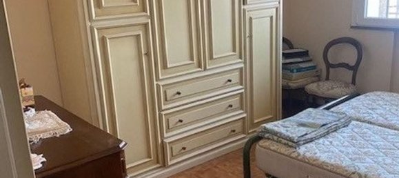 5 bedrooms Apartment in Modena, Italy No. 327806 19