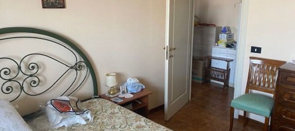 5 bedrooms Apartment in Modena, Italy No. 327806 22