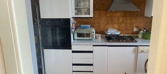 5 bedrooms Apartment in Modena, Italy No. 327806 17