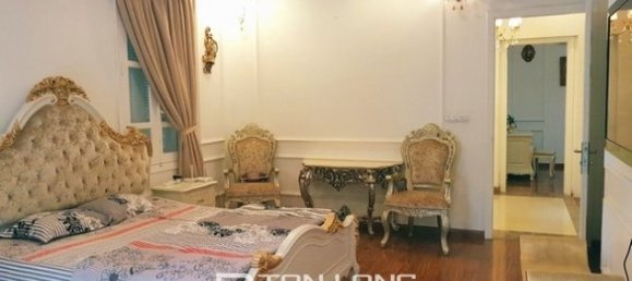 4 bedrooms Villa in Tay Ho, Vietnam No. 1690 11