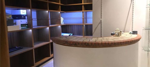 100m² Commercial property in Conegliano, Italy No. 218265 5