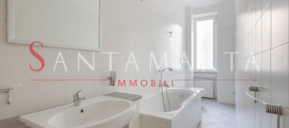 3 bedrooms Apartment in Milan, Italy No. 243651 13