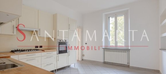 3 bedrooms Apartment in Milan, Italy No. 243651 6