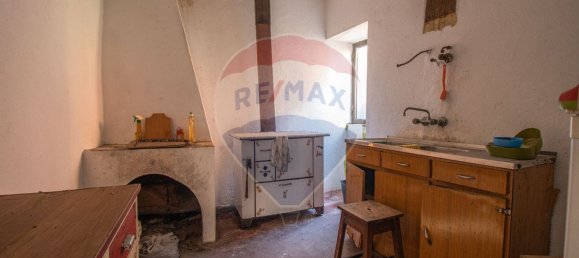 Дом с 3 спальнями в Лозан, Португалия № 181917 15