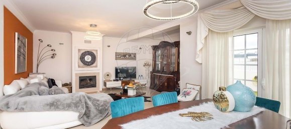 4 bedrooms Villa in Setubal, Portugal No. 179960 2