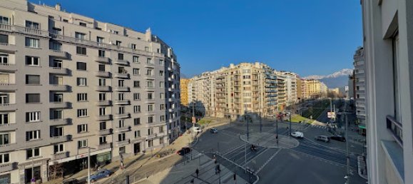 Квартира с 2 спальнями в Гренобль, Франция № 205275 6