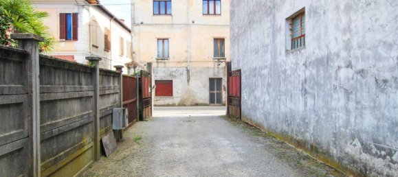 Casa de 3 divisões em Fara Novarese, Italy N.º 19731 11