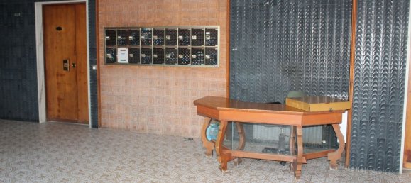 4 bedrooms Apartment in Portici, Italy No. 373313 7